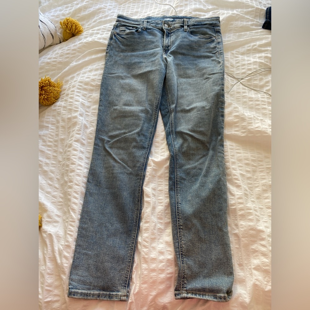 Old Navy Rockstar Super Skinny jeans, size 10, mid-rise